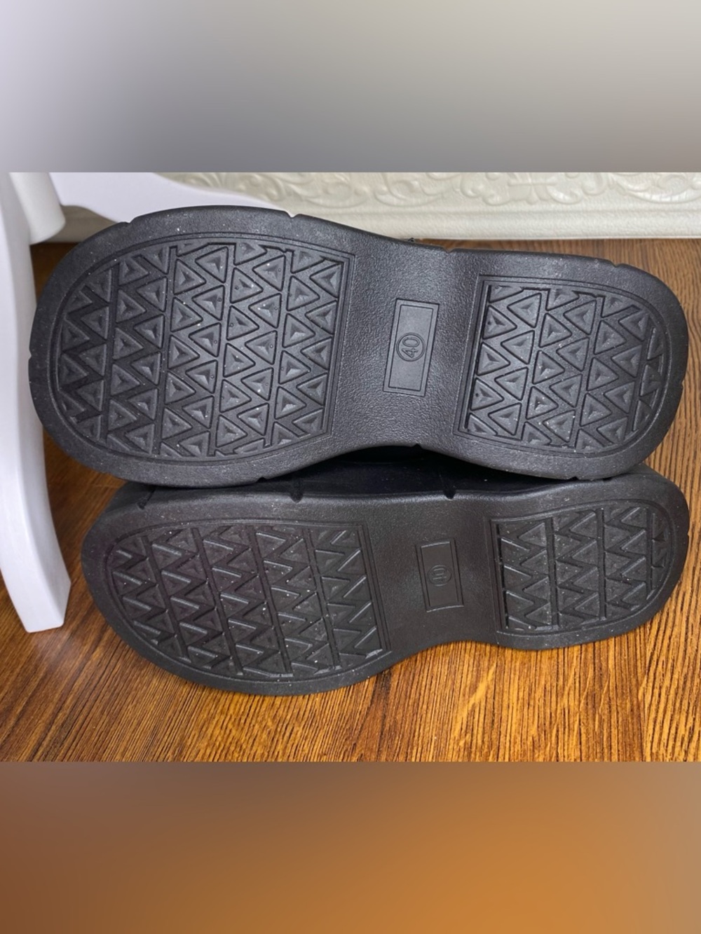 🌷 Chunky Black Platform Velcro Ankle Boots 🌷 - Picture 8 of 11
